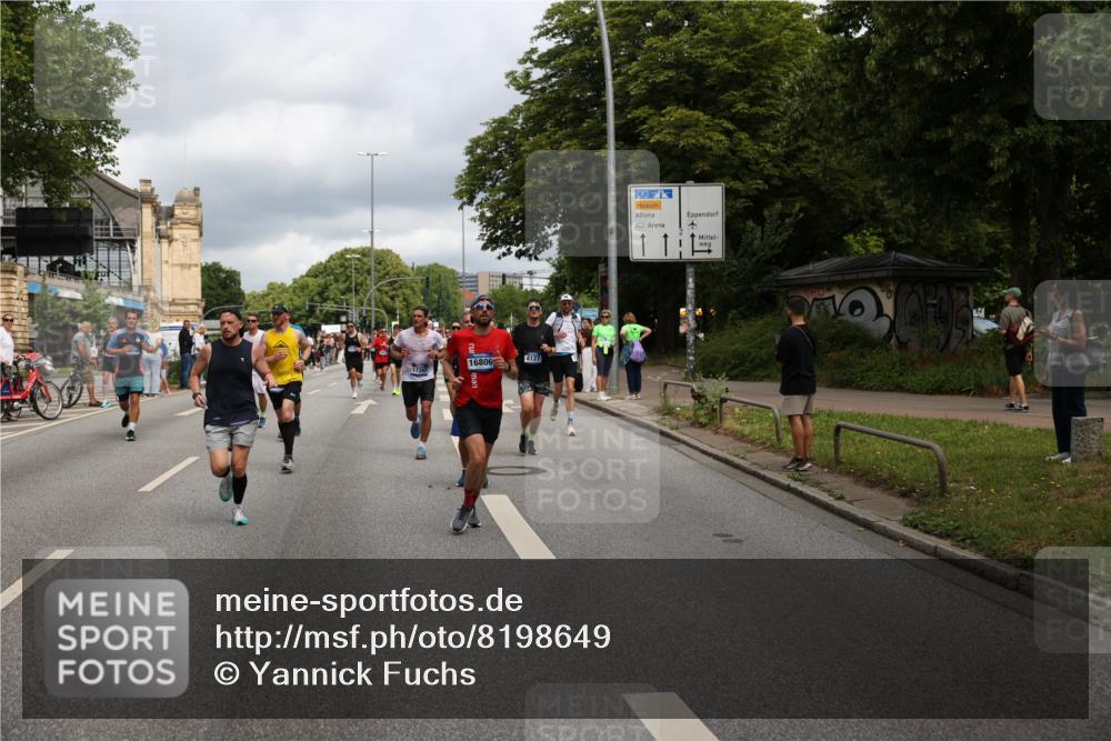 29.06.2025 - hella hamburg halbmarathon Yannick Fuchs http://msf.ph/oto/8198649 29.06.2025 10:44:36 20KM 1119, 1399, 1466, 1507, 1630, 1750, 1817, 2207, 3654, 3947, 4127, 4346, 5115, 6027, 6662, 6712, 6795, 7176, 7397, 7583, 7930, 7932, 8153, 8313, 8572, 8657, 8704, 10371, 10750, 11356, 11455, 11607, 12235, 12527, 12624, 13008, 13609, 13687, 13701, 13812, 13875, 14034, 14257, 14626, 15362, 15395, 15803, 15950, 16242, 16716, 16806, 17179, 17247, 17384, 18066, 18228, 18370, 18394, 18657, 18658, 18811, 18884 meine-sportfotos.de