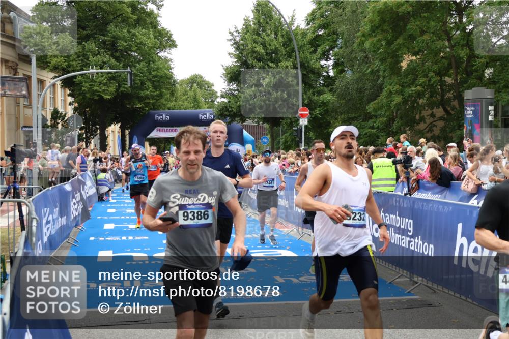 29.06.2025 - hella hamburg halbmarathon Zöllner http://msf.ph/oto/8198678 29.06.2025 10:46:39 Ziel 1920, 1942, 5459, 8482, 9051, 9232, 9529, 13525, 13554, 15026, 15133, 15206, 15714, 17281, 17461, 18297, 18882 meine-sportfotos.de