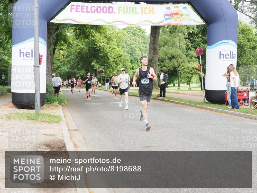 29.06.2025 - hella hamburg halbmarathon MichiJ http://msf.ph/oto/8198688 29.06.2025 10:21:14 Zwischen KM18-KM19 3955, 4129, 5187, 5746 meine-sportfotos.de