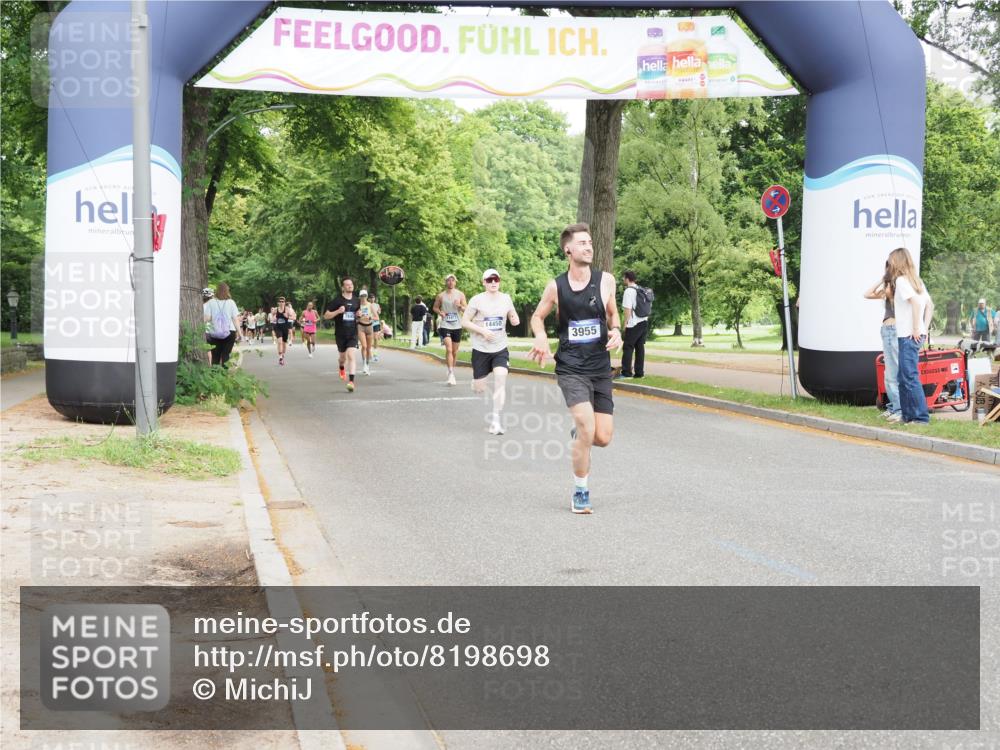 29.06.2025 - hella hamburg halbmarathon MichiJ http://msf.ph/oto/8198698 29.06.2025 10:21:14 Zwischen KM18-KM19 3955, 4129, 5187, 5746 meine-sportfotos.de