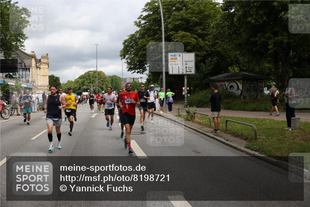 29.06.2025 - hella hamburg halbmarathon Yannick Fuchs http://msf.ph/oto/8198721 29.06.2025 10:44:36 20KM 1119, 1399, 1466, 1507, 1630, 1750, 1817, 2207, 3654, 3947, 4127, 4346, 5115, 6027, 6662, 6712, 6795, 7176, 7397, 7583, 7930, 7932, 8153, 8313, 8572, 8657, 8704, 10371, 10750, 11356, 11455, 11607, 12235, 12527, 12624, 13008, 13609, 13687, 13701, 13812, 13875, 14034, 14257, 14626, 15362, 15395, 15803, 15950, 16242, 16716, 16806, 17179, 17247, 17384, 18066, 18228, 18370, 18394, 18657, 18658, 18811, 18884 meine-sportfotos.de