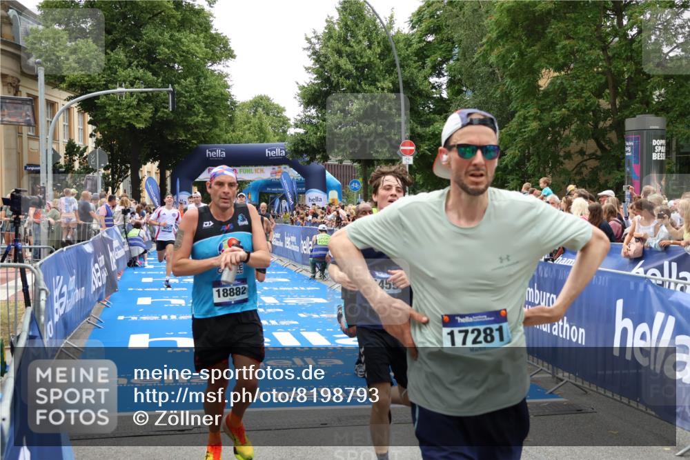 29.06.2025 - hella hamburg halbmarathon Zöllner http://msf.ph/oto/8198793 29.06.2025 10:46:41 Ziel 1920, 1942, 5459, 9051, 13525, 13554, 15026, 15133, 15206, 15714, 16175, 17865, 18297, 18882 meine-sportfotos.de