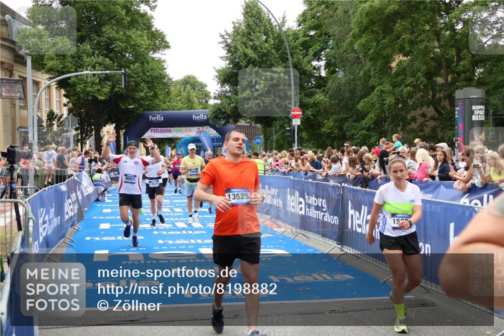 29.06.2025 - hella hamburg halbmarathon Zöllner http://msf.ph/oto/8198882 29.06.2025 10:46:43 Ziel 1920, 1942, 9051, 13525, 13554, 15026, 15133, 15714, 16175, 17743, 17865, 18297, 19128 meine-sportfotos.de