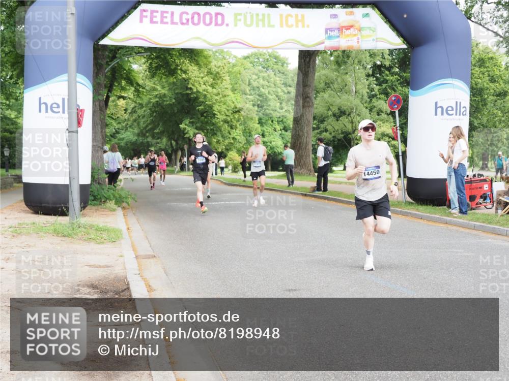 29.06.2025 - hella hamburg halbmarathon MichiJ http://msf.ph/oto/8198948 29.06.2025 10:21:15 Zwischen KM18-KM19 3955, 4129, 5187, 5746 meine-sportfotos.de