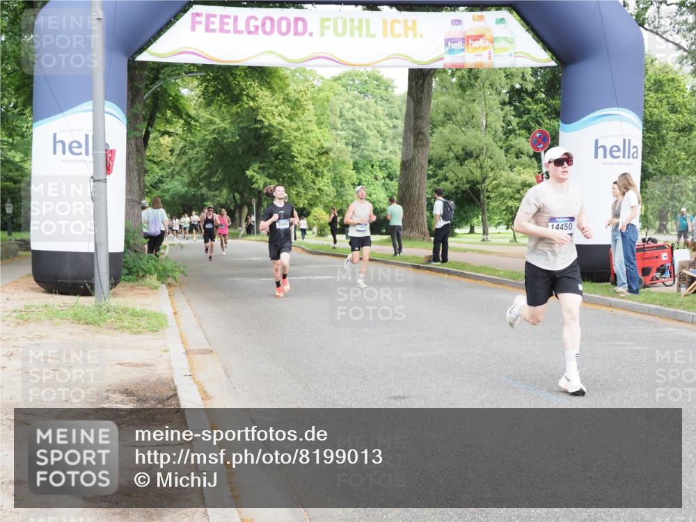 29.06.2025 - hella hamburg halbmarathon MichiJ http://msf.ph/oto/8199013 29.06.2025 10:21:16 Zwischen KM18-KM19 3955, 4129, 5187, 11877, 14450 meine-sportfotos.de