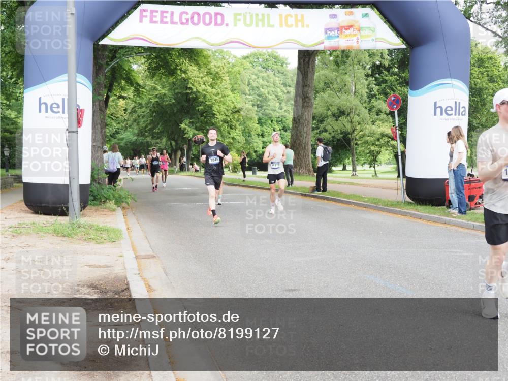 29.06.2025 - hella hamburg halbmarathon MichiJ http://msf.ph/oto/8199127 29.06.2025 10:21:16 Zwischen KM18-KM19 3955, 4129, 5187, 11877, 14450 meine-sportfotos.de