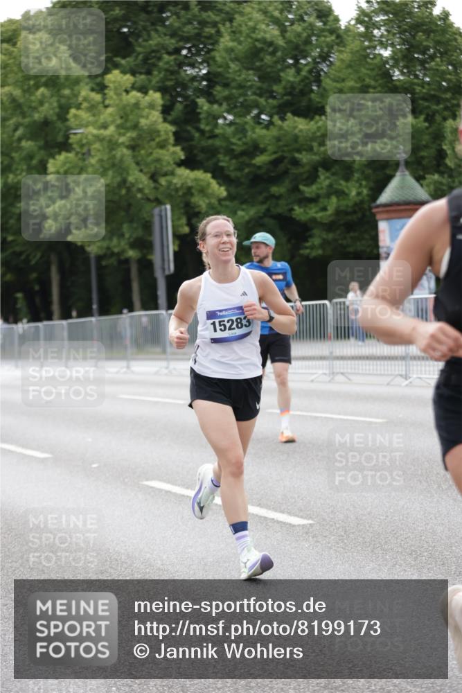 29.06.2025 - hella hamburg halbmarathon Jannik Wohlers http://msf.ph/oto/8199173 29.06.2025 10:25:06 Lombardsbrücke 1093, 2278, 5028, 6869, 9811, 10845, 10846, 11157, 11662, 13510, 13653, 13842, 15016, 15119, 15283, 16421, 16422 meine-sportfotos.de