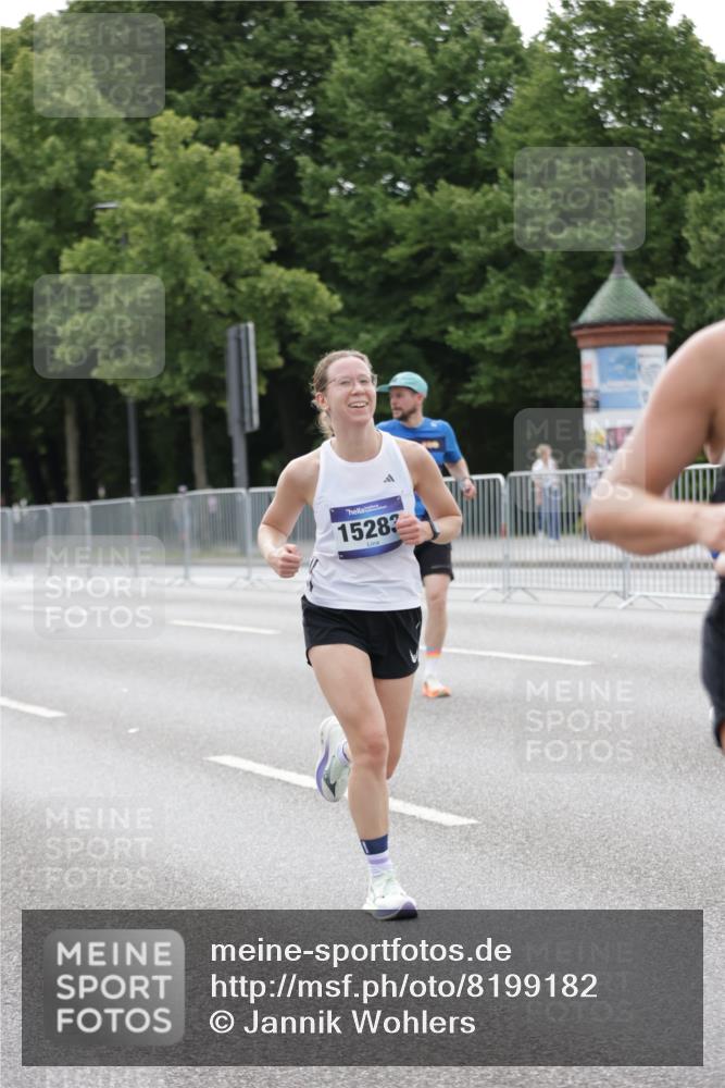 29.06.2025 - hella hamburg halbmarathon Jannik Wohlers http://msf.ph/oto/8199182 29.06.2025 10:25:06 Lombardsbrücke 1093, 2278, 5028, 6869, 9811, 10845, 10846, 11157, 11662, 13510, 13653, 13842, 15016, 15119, 15283, 16421, 16422 meine-sportfotos.de