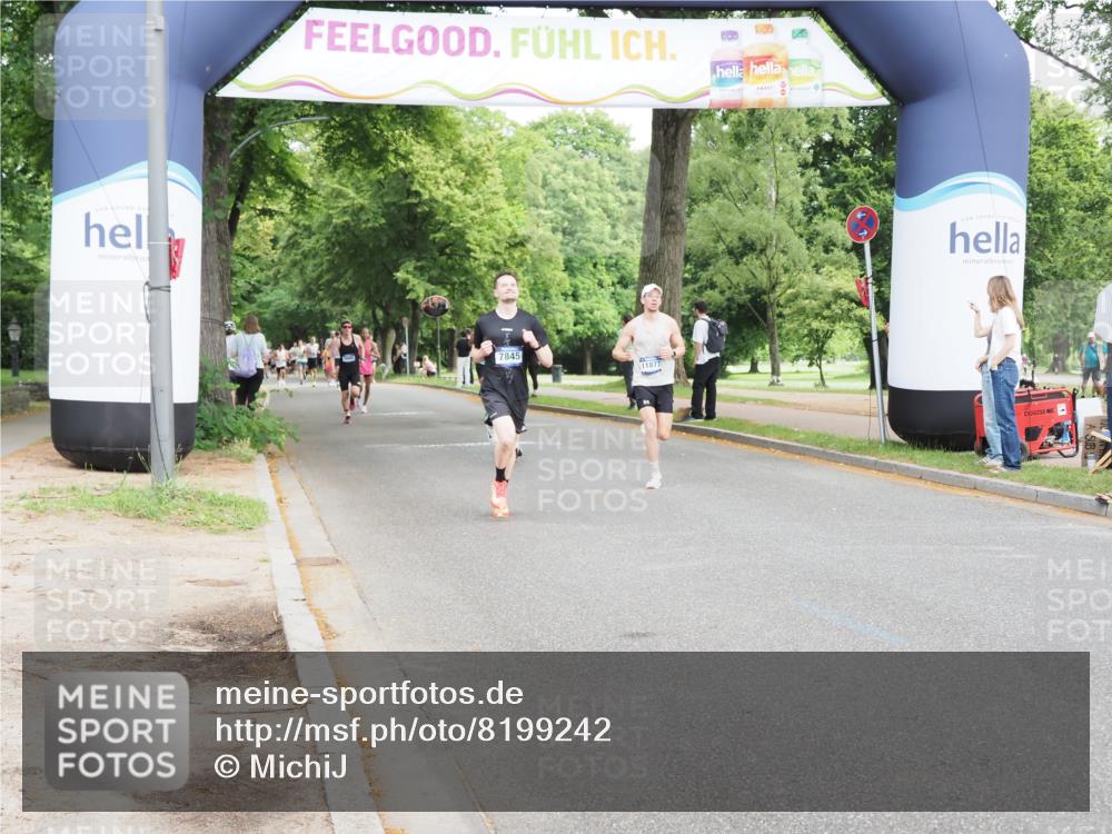 29.06.2025 - hella hamburg halbmarathon MichiJ http://msf.ph/oto/8199242 29.06.2025 10:21:17 Zwischen KM18-KM19 3955, 4129, 5187, 7845, 11877, 14450 meine-sportfotos.de