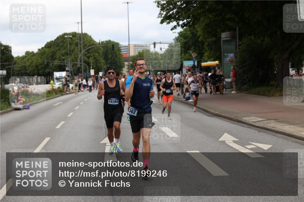 29.06.2025 - hella hamburg halbmarathon Yannick Fuchs http://msf.ph/oto/8199246 29.06.2025 10:31:49 20KM 1411, 2196, 2767, 4860, 4865, 5003, 5092, 5307, 6123, 6458, 6529, 7310, 7482, 8362, 9178, 9296, 9914, 10190, 10451, 10680, 10738, 11833, 13141, 13854, 13972, 14387, 14459, 14691, 14934, 15178, 15261, 15410, 15939, 16523, 16992, 17024, 17125, 17137, 17306, 17658, 17723, 18062, 18159, 18384, 18824 meine-sportfotos.de
