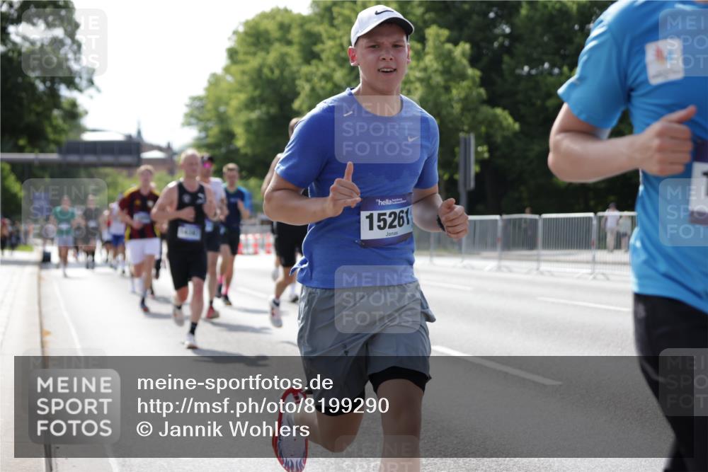 29.06.2025 - hella hamburg halbmarathon Jannik Wohlers http://msf.ph/oto/8199290 29.06.2025 09:47:33 Lombardsbrücke 1164, 1562, 2196, 2296, 2714, 4602, 5092, 6990, 8362, 8901, 9178, 9944, 10384, 10900, 10968, 11745, 12290, 12462, 12865, 13514, 13798, 13854, 14387, 14601, 14934, 14952, 15015, 15261, 15415, 15701, 15965, 16158, 16964, 17024, 17306, 18159, 18216, 18573, 18584, 18687, 18841 meine-sportfotos.de