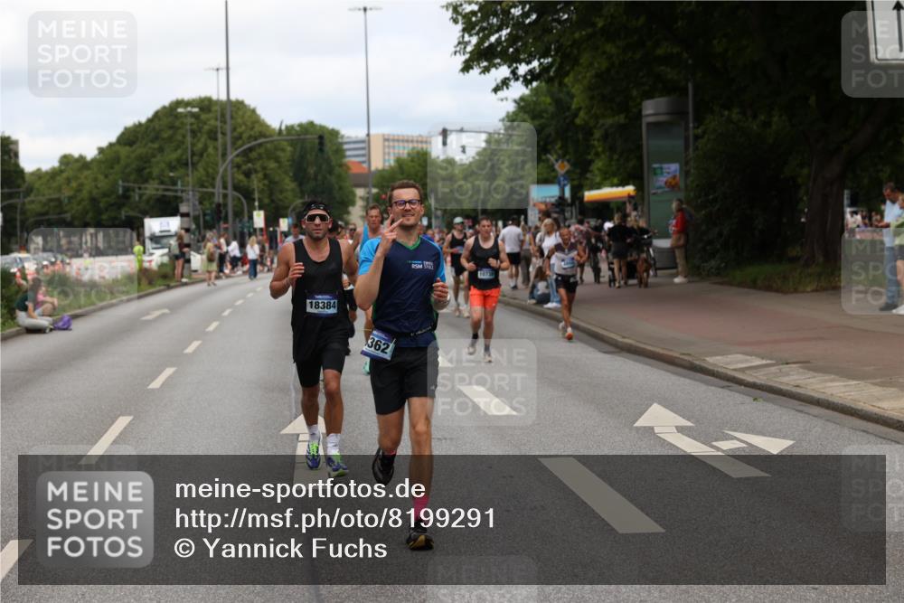 29.06.2025 - hella hamburg halbmarathon Yannick Fuchs http://msf.ph/oto/8199291 29.06.2025 10:31:49 20KM 1411, 2196, 2767, 4860, 4865, 5003, 5092, 5307, 6123, 6458, 6529, 7310, 7482, 8362, 9178, 9296, 9914, 10190, 10451, 10680, 10738, 11833, 13141, 13854, 13972, 14387, 14459, 14691, 14934, 15178, 15261, 15410, 15939, 16523, 16992, 17024, 17125, 17137, 17306, 17658, 17723, 18062, 18159, 18384, 18824 meine-sportfotos.de