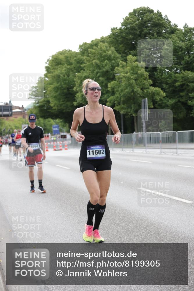 29.06.2025 - hella hamburg halbmarathon Jannik Wohlers http://msf.ph/oto/8199305 29.06.2025 10:25:07 Lombardsbrücke 1093, 2278, 3343, 5028, 6869, 9811, 10845, 10846, 11157, 11662, 13510, 13653, 13842, 14936, 15016, 15119, 15283, 16421, 16422 meine-sportfotos.de