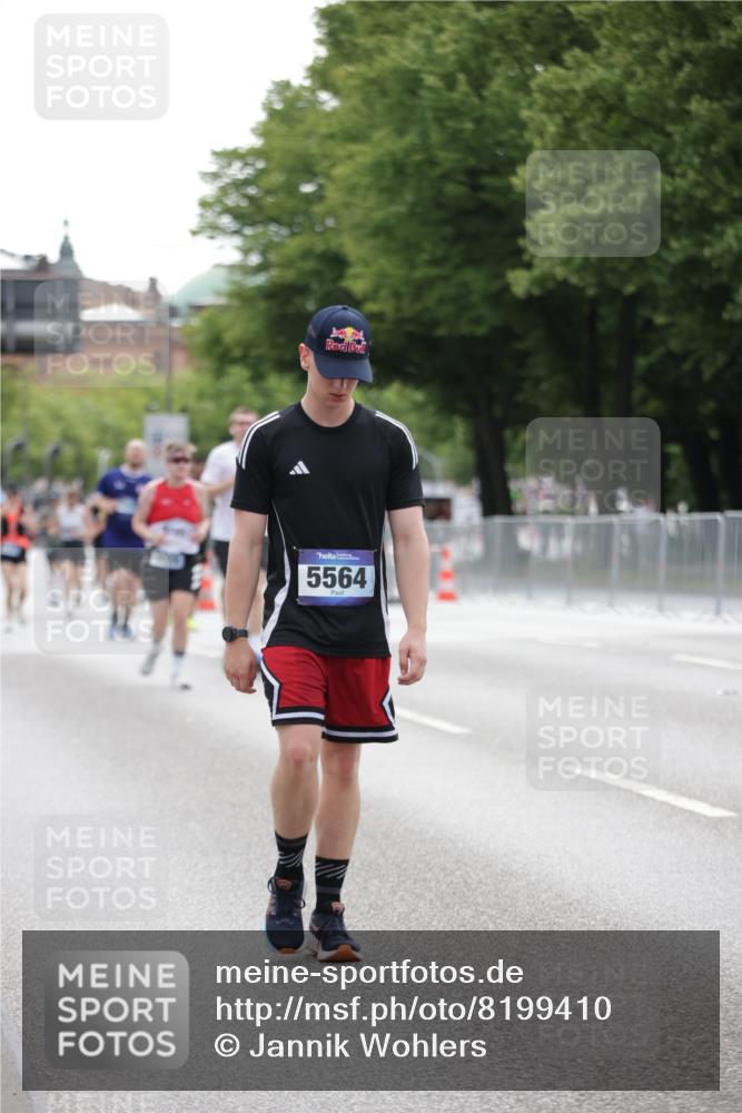 29.06.2025 - hella hamburg halbmarathon Jannik Wohlers http://msf.ph/oto/8199410 29.06.2025 10:25:09 Lombardsbrücke 1093, 1305, 2278, 3343, 5028, 6869, 9811, 10845, 10846, 11157, 11662, 13653, 13842, 14936, 15016, 15119, 15283, 16289, 16381 meine-sportfotos.de
