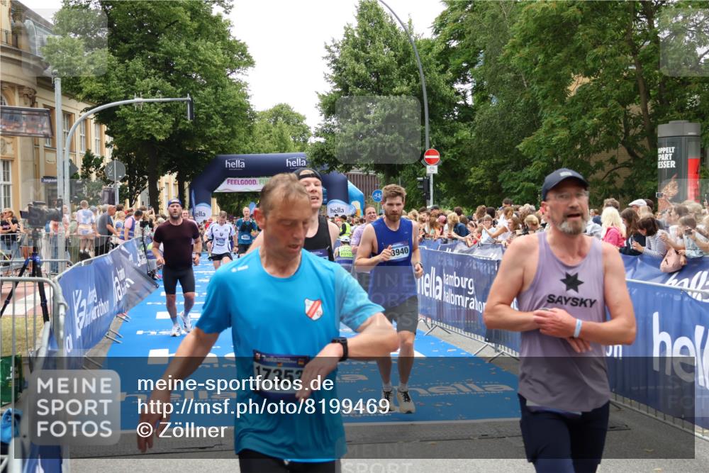 29.06.2025 - hella hamburg halbmarathon Zöllner http://msf.ph/oto/8199469 29.06.2025 10:46:56 Ziel 1139, 4091, 13940, 14385, 17172, 17492, 17669, 17892, 19105 meine-sportfotos.de