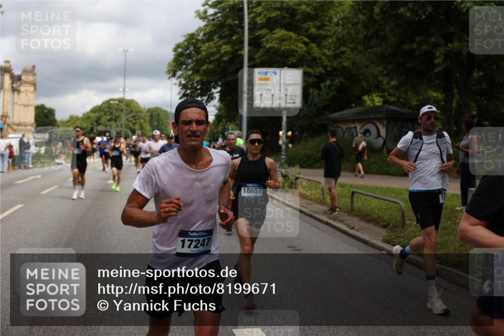 29.06.2025 - hella hamburg halbmarathon Yannick Fuchs http://msf.ph/oto/8199671 29.06.2025 10:44:39 20KM 1119, 1399, 1461, 1466, 1507, 1630, 1750, 1817, 2207, 3654, 4127, 4346, 5115, 6027, 6662, 6712, 6795, 7052, 7176, 7397, 7583, 7930, 7932, 8313, 8572, 8657, 8704, 8819, 9057, 10371, 10750, 11356, 11455, 11607, 12527, 12624, 13008, 13609, 13687, 13701, 13812, 13875, 14034, 14257, 14626, 15362, 15395, 15803, 15950, 16716, 16806, 17179, 17221, 17247, 17384, 18066, 18370, 18394, 18657, 18658, 18811 meine-sportfotos.de