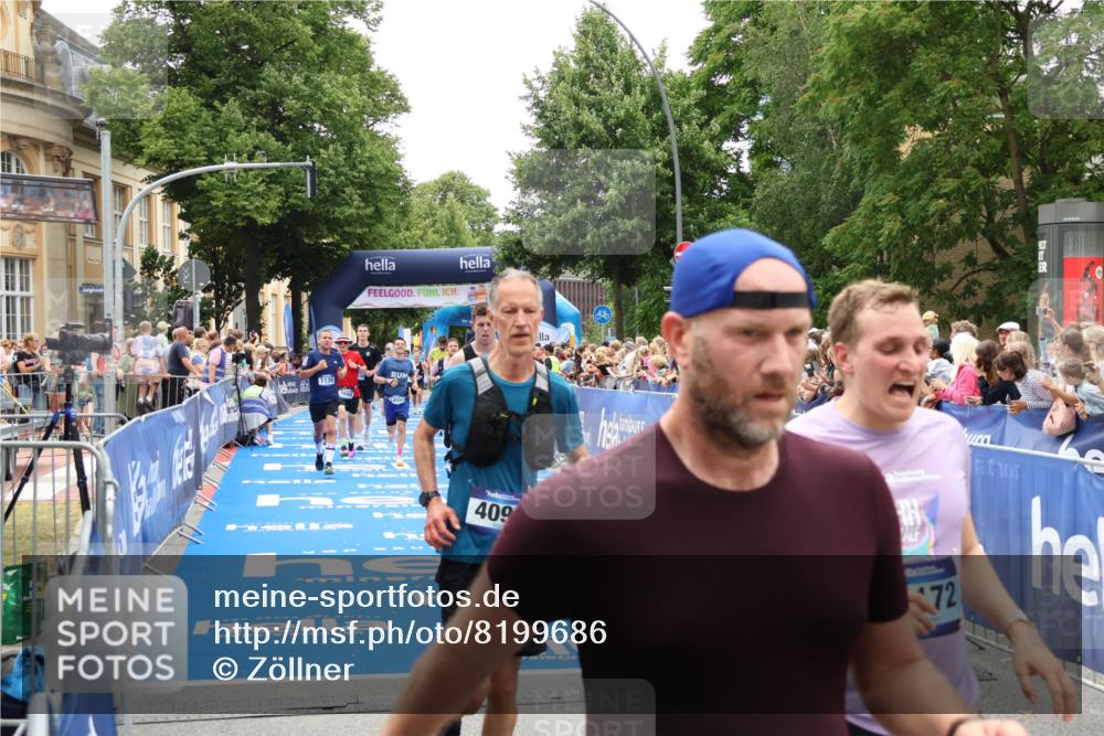 29.06.2025 - hella hamburg halbmarathon Zöllner http://msf.ph/oto/8199686 29.06.2025 10:47:01 Ziel 1139, 1689, 4091, 4377, 10122, 13728, 14385, 14415, 14449, 14594, 14783, 15825, 16081, 17979 meine-sportfotos.de