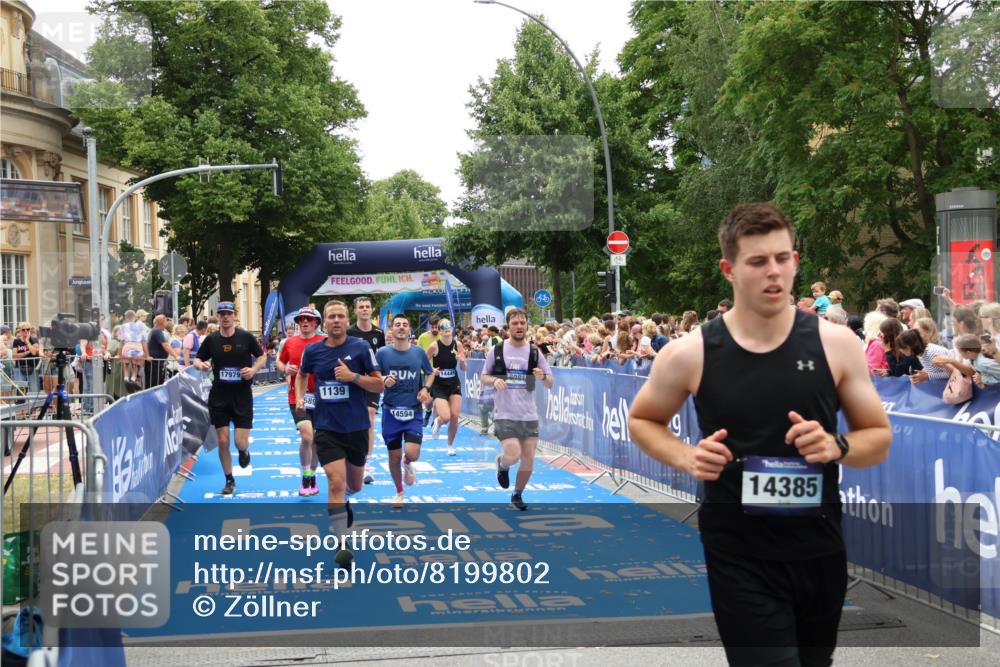 29.06.2025 - hella hamburg halbmarathon Zöllner http://msf.ph/oto/8199802 29.06.2025 10:47:04 Ziel 1139, 1460, 1689, 4377, 5472, 6700, 9794, 10122, 13728, 14415, 14449, 14594, 14783, 15825, 16081, 17979 meine-sportfotos.de