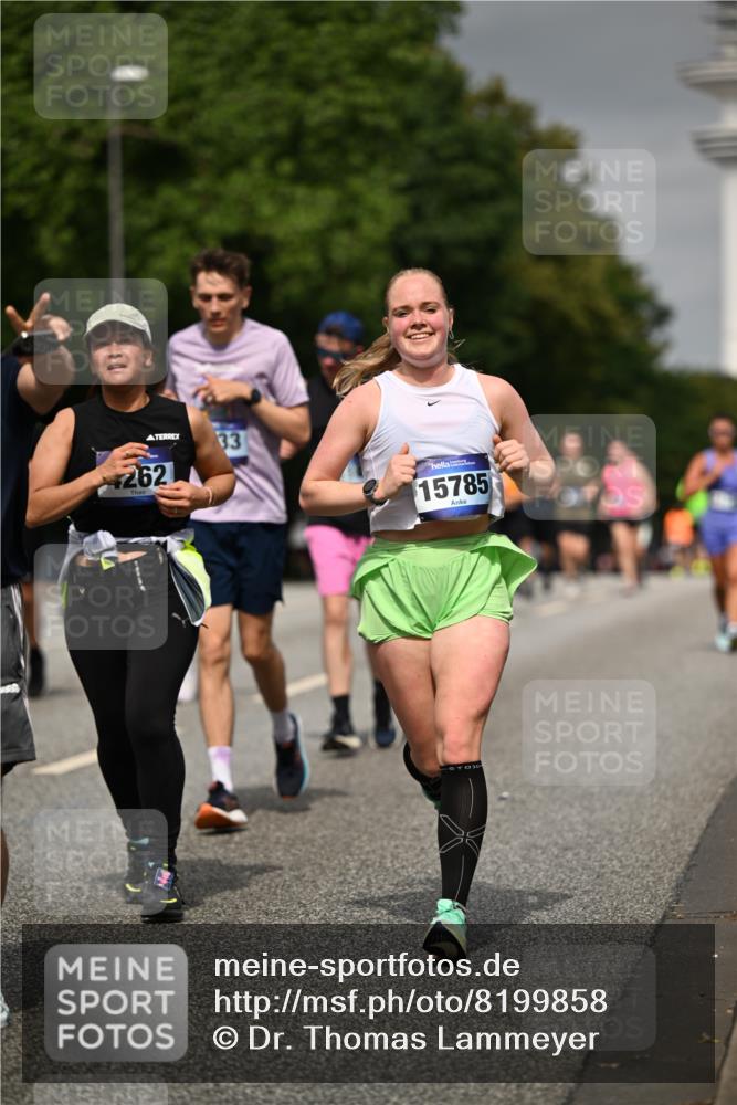 29.06.2025 - hella hamburg halbmarathon Dr. Thomas Lammeyer http://msf.ph/oto/8199858 29.06.2025 10:11:39 Kennedybrücke 1893, 1993, 2136, 3929, 4262, 5242, 5845, 5899, 5926, 6196, 6517, 6518, 6707, 6713, 6715, 6833, 7503, 7760, 8585, 9967, 10283, 10700 meine-sportfotos.de