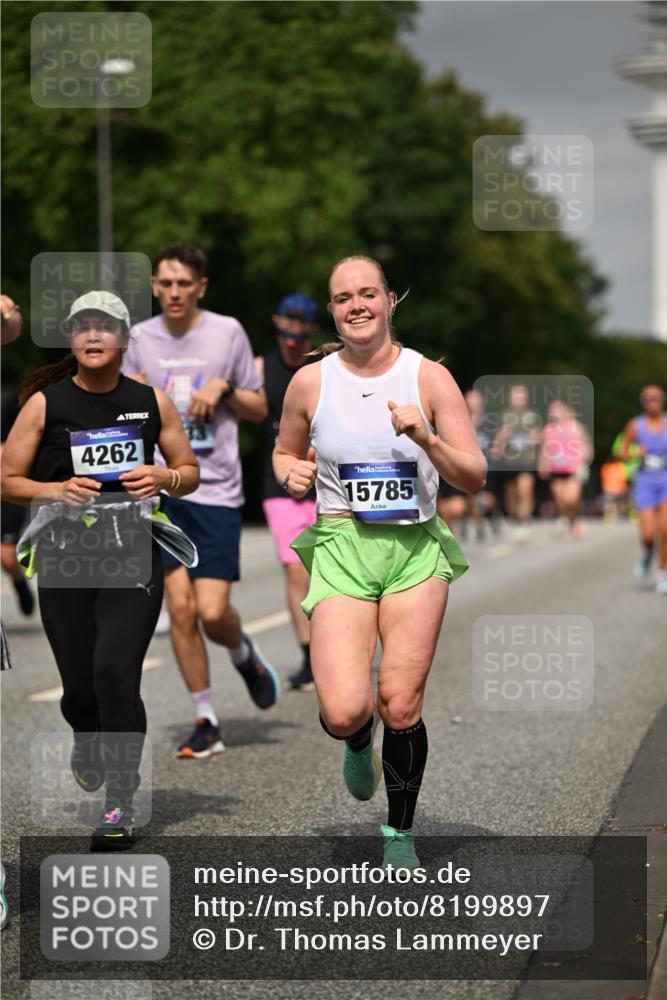 29.06.2025 - hella hamburg halbmarathon Dr. Thomas Lammeyer http://msf.ph/oto/8199897 29.06.2025 10:11:39 Kennedybrücke 1893, 1993, 2136, 3929, 4262, 5242, 5845, 5899, 5926, 6196, 6517, 6518, 6707, 6713, 6715, 6833, 7503, 7760, 8585, 9967, 10283, 10700 meine-sportfotos.de