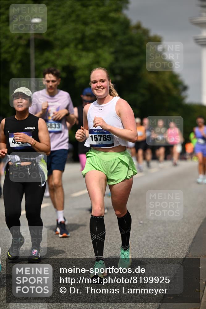 29.06.2025 - hella hamburg halbmarathon Dr. Thomas Lammeyer http://msf.ph/oto/8199925 29.06.2025 10:11:39 Kennedybrücke 1893, 1993, 2136, 3929, 4262, 5242, 5845, 5899, 5926, 6196, 6517, 6518, 6707, 6713, 6715, 6833, 7503, 7760, 8585, 9967, 10283, 10700 meine-sportfotos.de