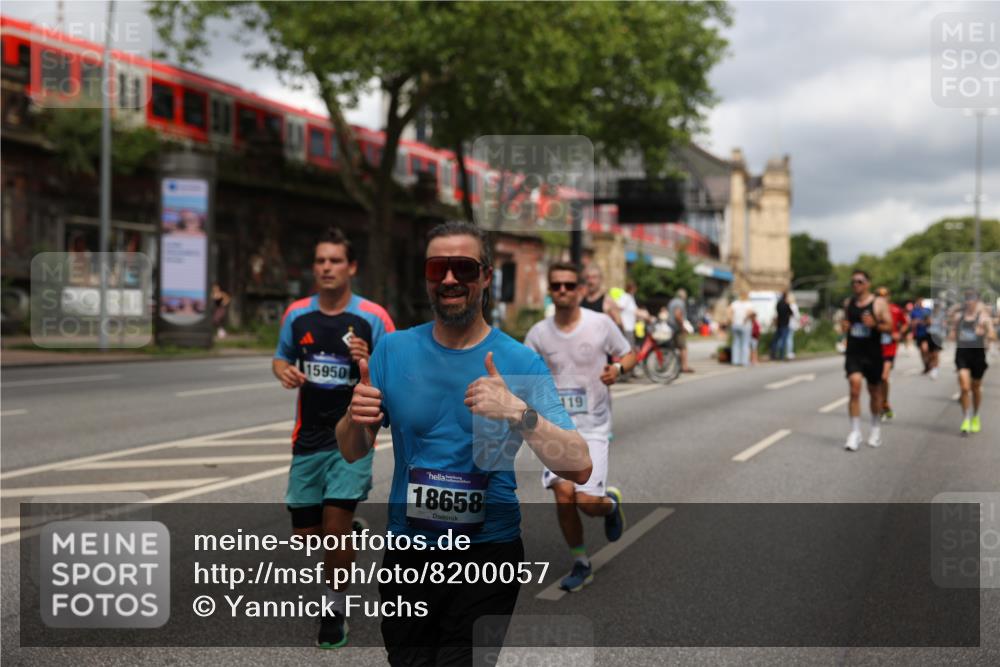 29.06.2025 - hella hamburg halbmarathon Yannick Fuchs http://msf.ph/oto/8200057 29.06.2025 10:44:40 20KM 1119, 1399, 1461, 1466, 1507, 1630, 1750, 1817, 2207, 3654, 4127, 4346, 5115, 6027, 6662, 6712, 6795, 7052, 7176, 7397, 7583, 7930, 7932, 8572, 8657, 8704, 8819, 9057, 10371, 10750, 11356, 11455, 11607, 12624, 13008, 13609, 13687, 13701, 13812, 13875, 14034, 14257, 14626, 15362, 15395, 15803, 15950, 16716, 16806, 17179, 17221, 17247, 17384, 18066, 18370, 18394, 18657, 18658, 18811 meine-sportfotos.de