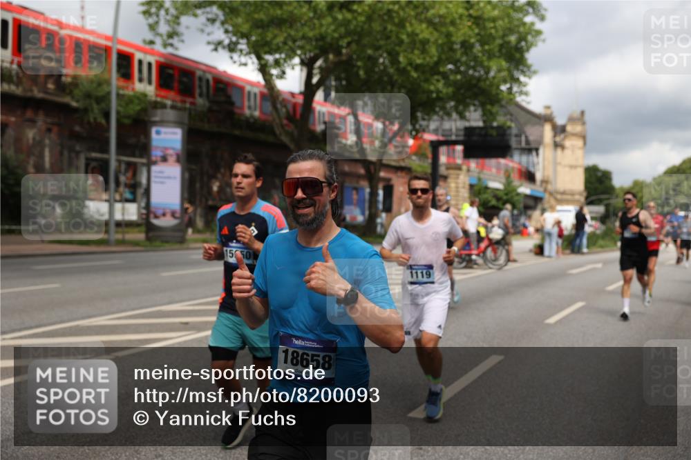 29.06.2025 - hella hamburg halbmarathon Yannick Fuchs http://msf.ph/oto/8200093 29.06.2025 10:44:40 20KM 1119, 1399, 1461, 1466, 1507, 1630, 1750, 1817, 2207, 3654, 4127, 4346, 5115, 6027, 6662, 6712, 6795, 7052, 7176, 7397, 7583, 7930, 7932, 8572, 8657, 8704, 8819, 9057, 10371, 10750, 11356, 11455, 11607, 12624, 13008, 13609, 13687, 13701, 13812, 13875, 14034, 14257, 14626, 15362, 15395, 15803, 15950, 16716, 16806, 17179, 17221, 17247, 17384, 18066, 18370, 18394, 18657, 18658, 18811 meine-sportfotos.de