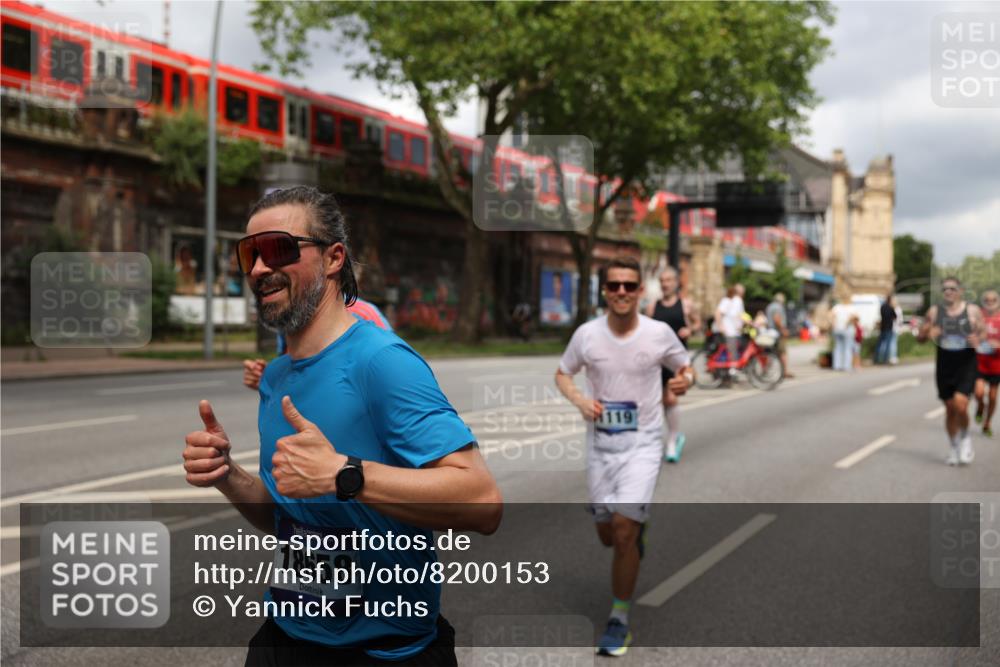 29.06.2025 - hella hamburg halbmarathon Yannick Fuchs http://msf.ph/oto/8200153 29.06.2025 10:44:40 20KM 1119, 1399, 1461, 1466, 1507, 1630, 1750, 1817, 2207, 3654, 4127, 4346, 5115, 6027, 6662, 6712, 6795, 7052, 7176, 7397, 7583, 7930, 7932, 8572, 8657, 8704, 8819, 9057, 10371, 10750, 11356, 11455, 11607, 12624, 13008, 13609, 13687, 13701, 13812, 13875, 14034, 14257, 14626, 15362, 15395, 15803, 15950, 16716, 16806, 17179, 17221, 17247, 17384, 18066, 18370, 18394, 18657, 18658, 18811 meine-sportfotos.de