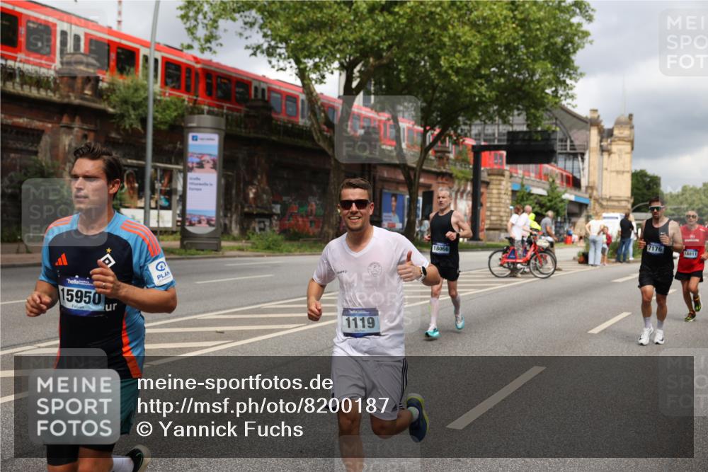 29.06.2025 - hella hamburg halbmarathon Yannick Fuchs http://msf.ph/oto/8200187 29.06.2025 10:44:40 20KM 1119, 1399, 1461, 1466, 1507, 1630, 1750, 1817, 2207, 3654, 4127, 4346, 5115, 6027, 6662, 6712, 6795, 7052, 7176, 7397, 7583, 7930, 7932, 8572, 8657, 8704, 8819, 9057, 10371, 10750, 11356, 11455, 11607, 12624, 13008, 13609, 13687, 13701, 13812, 13875, 14034, 14257, 14626, 15362, 15395, 15803, 15950, 16716, 16806, 17179, 17221, 17247, 17384, 18066, 18370, 18394, 18657, 18658, 18811 meine-sportfotos.de