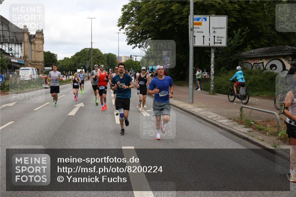 29.06.2025 - hella hamburg halbmarathon Yannick Fuchs http://msf.ph/oto/8200224 29.06.2025 10:31:55 20KM 1290, 2196, 2767, 4860, 4865, 5003, 5042, 5307, 5923, 6047, 6123, 6458, 7310, 7482, 8362, 9178, 9914, 10190, 10451, 10738, 12739, 13141, 13372, 13854, 14387, 14459, 14691, 14934, 15178, 15261, 15410, 15939, 16523, 16992, 17125, 17137, 17658, 18159, 18357, 18384, 18986 meine-sportfotos.de