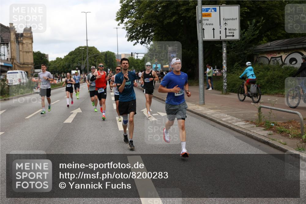 29.06.2025 - hella hamburg halbmarathon Yannick Fuchs http://msf.ph/oto/8200283 29.06.2025 10:31:55 20KM 1290, 2196, 2767, 4860, 4865, 5003, 5042, 5307, 5923, 6047, 6123, 6458, 7310, 7482, 8362, 9178, 9914, 10190, 10451, 10738, 12739, 13141, 13372, 13854, 14387, 14459, 14691, 14934, 15178, 15261, 15410, 15939, 16523, 16992, 17125, 17137, 17658, 18159, 18357, 18384, 18986 meine-sportfotos.de