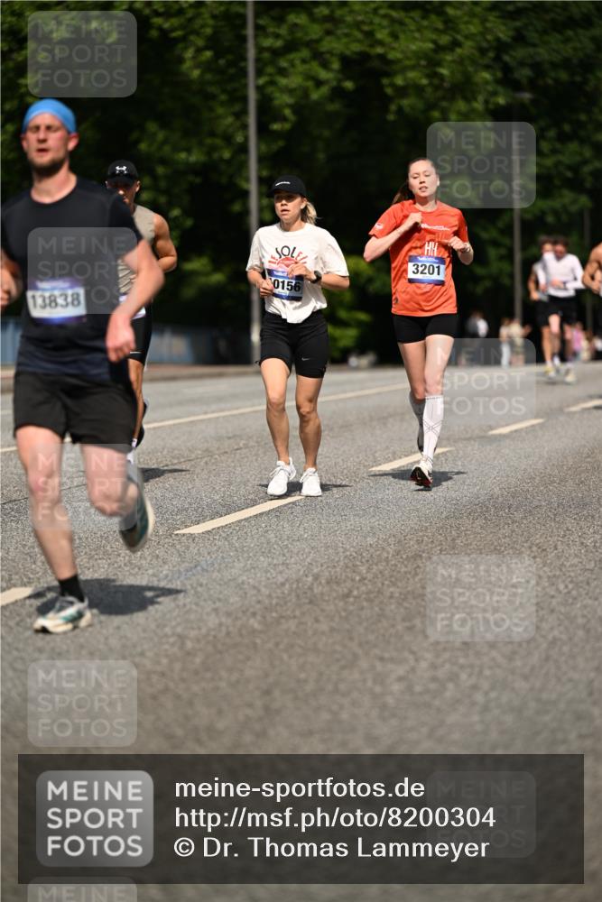29.06.2025 - hella hamburg halbmarathon Dr. Thomas Lammeyer http://msf.ph/oto/8200304 29.06.2025 09:48:10 Kennedybrücke 2021, 3201, 5269, 5367, 6619, 8473, 8731, 10156, 10486, 10848, 11169 meine-sportfotos.de
