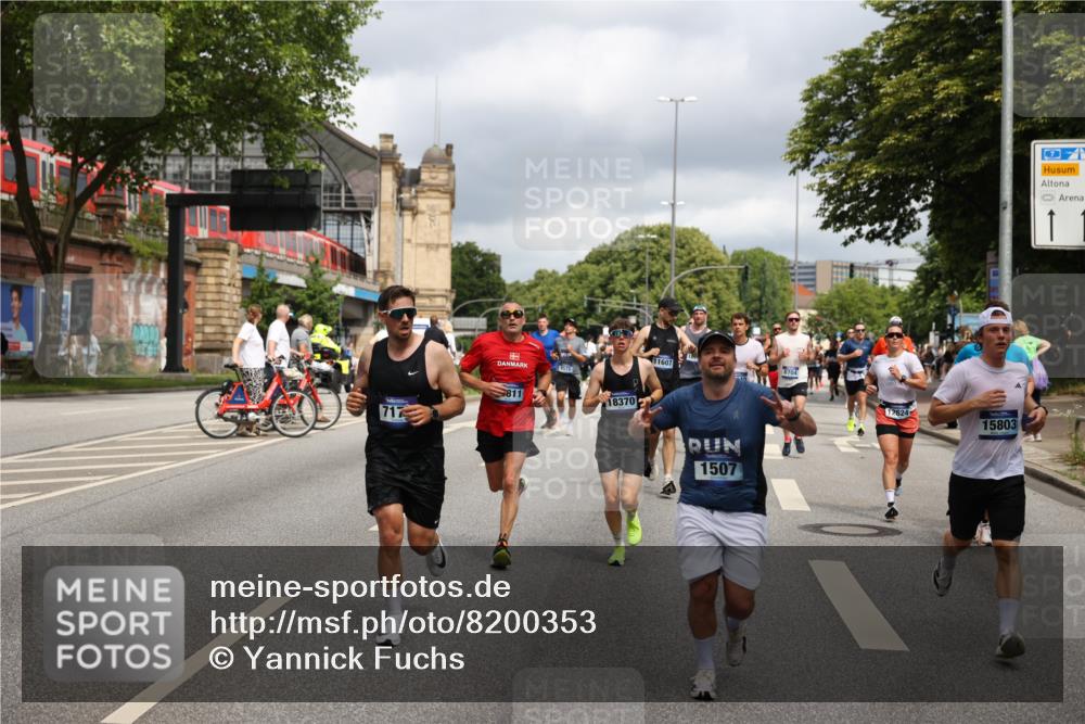 29.06.2025 - hella hamburg halbmarathon Yannick Fuchs http://msf.ph/oto/8200353 29.06.2025 10:44:41 20KM 1119, 1399, 1461, 1466, 1507, 1630, 1750, 1817, 2207, 3654, 4127, 4346, 5115, 6027, 6662, 6712, 6795, 7052, 7176, 7397, 7583, 7930, 7932, 8117, 8572, 8657, 8704, 8819, 9057, 10371, 11356, 11455, 11607, 12624, 13008, 13609, 13687, 13701, 13875, 14034, 14257, 14626, 15362, 15395, 15803, 15950, 16716, 16806, 17179, 17221, 17247, 17384, 18066, 18370, 18394, 18489, 18657, 18658, 18811 meine-sportfotos.de
