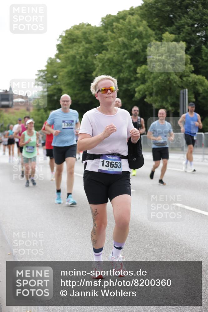 29.06.2025 - hella hamburg halbmarathon Jannik Wohlers http://msf.ph/oto/8200360 29.06.2025 10:25:17 Lombardsbrücke 1093, 1305, 1479, 1481, 3343, 3765, 4378, 5028, 8881, 9811, 10104, 10845, 10846, 11699, 12074, 12505, 13653, 13842, 14936, 15283, 16289, 16354, 16381, 16927 meine-sportfotos.de