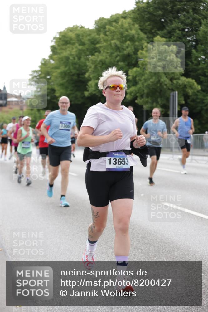 29.06.2025 - hella hamburg halbmarathon Jannik Wohlers http://msf.ph/oto/8200427 29.06.2025 10:25:17 Lombardsbrücke 1093, 1305, 1479, 1481, 3343, 3765, 4378, 5028, 8881, 9811, 10104, 10845, 10846, 11699, 12074, 12505, 13653, 13842, 14936, 15283, 16289, 16354, 16381, 16927 meine-sportfotos.de