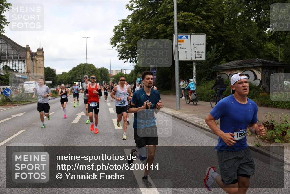 29.06.2025 - hella hamburg halbmarathon Yannick Fuchs http://msf.ph/oto/8200444 29.06.2025 10:31:56 20KM 1290, 2196, 2767, 4860, 4865, 5003, 5042, 5307, 5923, 6047, 6123, 6458, 7310, 8362, 9178, 9914, 10190, 10451, 10738, 12739, 13141, 13372, 13854, 14387, 14459, 14691, 14934, 15178, 15261, 15410, 15939, 16523, 16992, 17125, 17137, 17658, 18159, 18216, 18357, 18384, 18986 meine-sportfotos.de