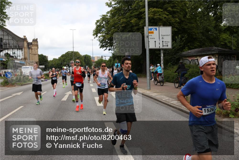 29.06.2025 - hella hamburg halbmarathon Yannick Fuchs http://msf.ph/oto/8200463 29.06.2025 10:31:56 20KM 1290, 2196, 2767, 4860, 4865, 5003, 5042, 5307, 5923, 6047, 6123, 6458, 7310, 8362, 9178, 9914, 10190, 10451, 10738, 12739, 13141, 13372, 13854, 14387, 14459, 14691, 14934, 15178, 15261, 15410, 15939, 16523, 16992, 17125, 17137, 17658, 18159, 18216, 18357, 18384, 18986 meine-sportfotos.de