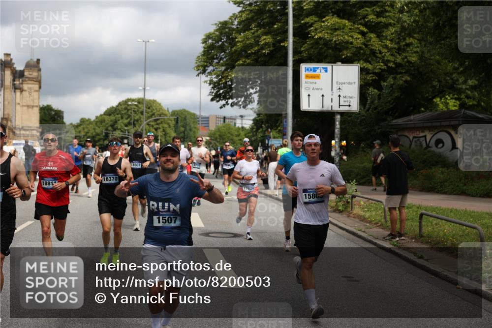 29.06.2025 - hella hamburg halbmarathon Yannick Fuchs http://msf.ph/oto/8200503 29.06.2025 10:44:42 20KM 1119, 1399, 1461, 1466, 1507, 1630, 1750, 1817, 2207, 3654, 4127, 4346, 5115, 6027, 6662, 6712, 6795, 7052, 7176, 7397, 7583, 7930, 7932, 8117, 8572, 8657, 8704, 8819, 9057, 10371, 11356, 11455, 11607, 12624, 13008, 13609, 13687, 13701, 13875, 14034, 14257, 14626, 15362, 15395, 15803, 15950, 16716, 16806, 17179, 17221, 17247, 17384, 18006, 18066, 18370, 18394, 18489, 18657, 18658, 18811 meine-sportfotos.de