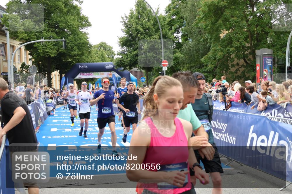 29.06.2025 - hella hamburg halbmarathon Zöllner http://msf.ph/oto/8200556 29.06.2025 10:47:17 Ziel 2623, 6134, 6168, 6373, 6716, 7480, 10208, 10211, 13007, 13672, 16286, 17718, 17915, 18856 meine-sportfotos.de