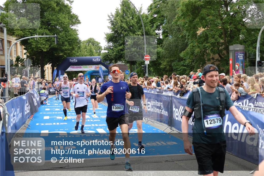 29.06.2025 - hella hamburg halbmarathon Zöllner http://msf.ph/oto/8200616 29.06.2025 10:47:18 Ziel 2623, 6134, 6168, 6203, 6373, 6716, 7480, 10208, 10211, 13007, 13672, 16286, 17718, 17915, 18856 meine-sportfotos.de
