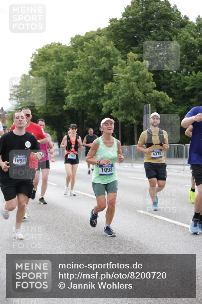 29.06.2025 - hella hamburg halbmarathon Jannik Wohlers http://msf.ph/oto/8200720 29.06.2025 10:25:20 Lombardsbrücke 1093, 1305, 1479, 1481, 3343, 3765, 4378, 4797, 5028, 6663, 8881, 9811, 10104, 11596, 11699, 12074, 12505, 12838, 13653, 14223, 14936, 15283, 16289, 16354, 16381, 16927 meine-sportfotos.de