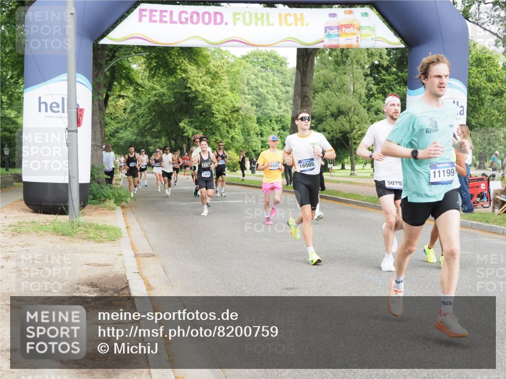 29.06.2025 - hella hamburg halbmarathon MichiJ http://msf.ph/oto/8200759 29.06.2025 10:21:31 Zwischen KM18-KM19 1686, 5070, 7965, 8883, 11199, 15054, 16505 meine-sportfotos.de