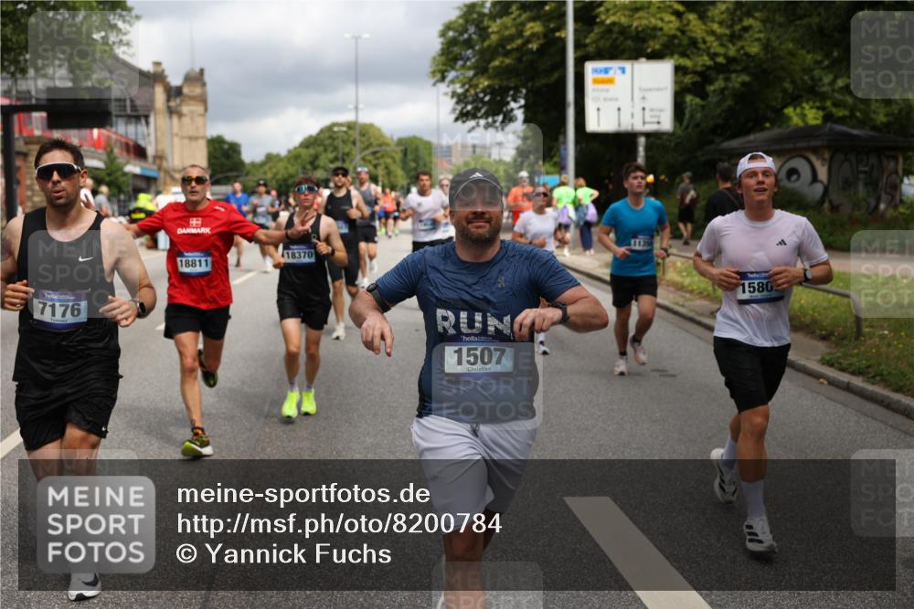 29.06.2025 - hella hamburg halbmarathon Yannick Fuchs http://msf.ph/oto/8200784 29.06.2025 10:44:42 20KM 1119, 1399, 1461, 1466, 1507, 1630, 1750, 1817, 2207, 3654, 4127, 4346, 5115, 6027, 6662, 6712, 6795, 7052, 7176, 7397, 7583, 7930, 7932, 8117, 8572, 8657, 8704, 8819, 9057, 10371, 11356, 11455, 11607, 12624, 13008, 13609, 13687, 13701, 13875, 14034, 14257, 14626, 15362, 15395, 15803, 15950, 16716, 16806, 17179, 17221, 17247, 17384, 18006, 18066, 18370, 18394, 18489, 18657, 18658, 18811 meine-sportfotos.de