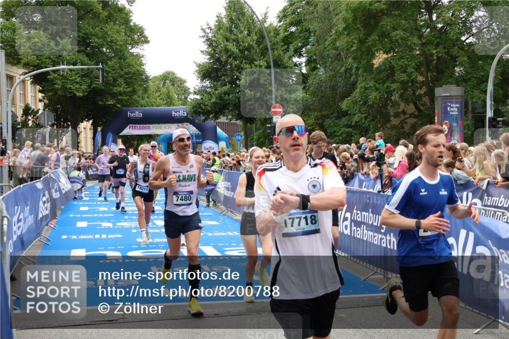 29.06.2025 - hella hamburg halbmarathon Zöllner http://msf.ph/oto/8200788 29.06.2025 10:47:20 Ziel 2623, 2864, 5024, 6134, 6168, 6203, 6716, 7480, 10208, 10211, 11518, 13672, 13782, 14722, 15611, 16286, 17718, 17915, 18856 meine-sportfotos.de