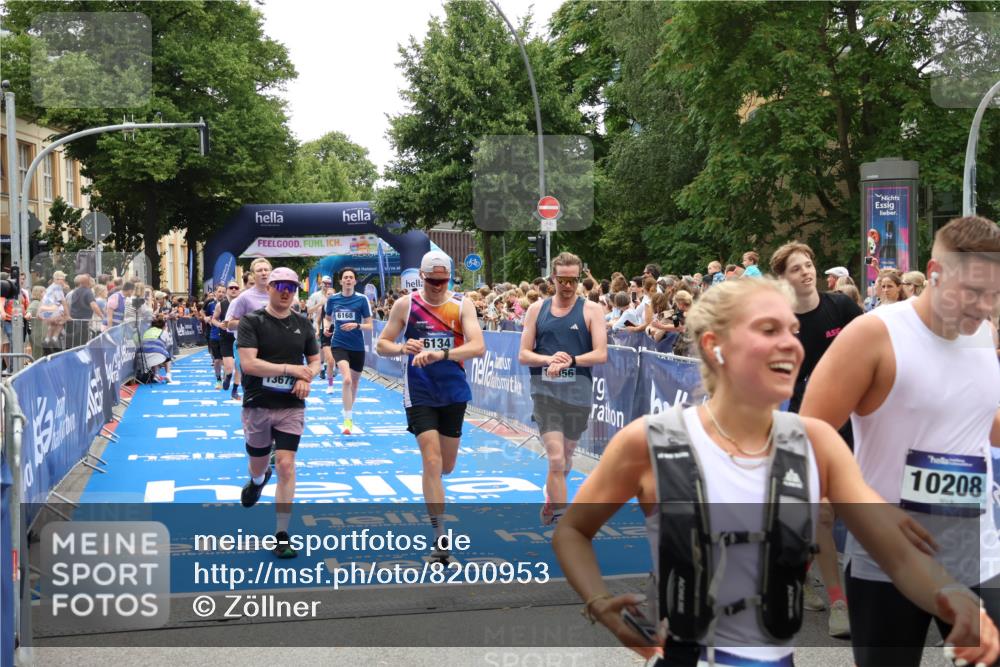 29.06.2025 - hella hamburg halbmarathon Zöllner http://msf.ph/oto/8200953 29.06.2025 10:47:23 Ziel 2274, 2864, 5024, 6134, 6168, 6203, 10423, 11077, 11491, 11518, 13672, 13782, 14722, 15611, 16089, 16286, 18856 meine-sportfotos.de