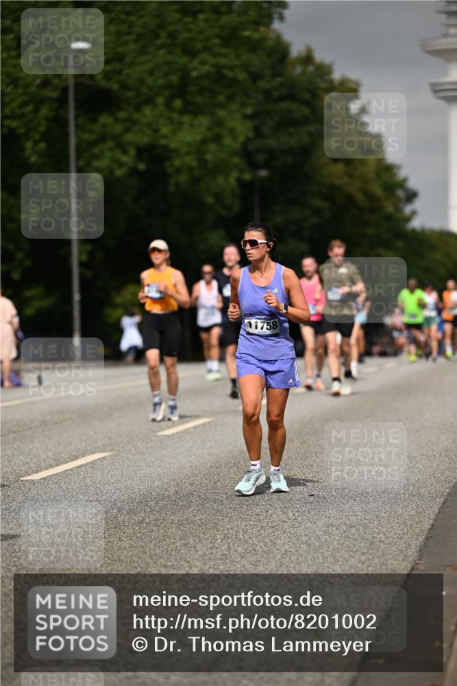 29.06.2025 - hella hamburg halbmarathon Dr. Thomas Lammeyer http://msf.ph/oto/8201002 29.06.2025 10:11:44 Kennedybrücke 1173, 1893, 1993, 2032, 2136, 3328, 3929, 4262, 5242, 5899, 5926, 6196, 6517, 6518, 6707, 6713, 6715, 6833, 7476, 7503, 7760, 8585, 9967, 10283, 10700 meine-sportfotos.de