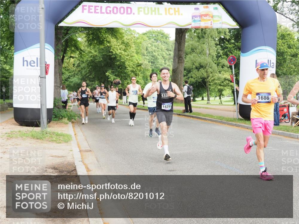 29.06.2025 - hella hamburg halbmarathon MichiJ http://msf.ph/oto/8201012 29.06.2025 10:21:33 Zwischen KM18-KM19 1686, 5070, 7965, 8883, 10484, 11169, 11199, 14293, 15054, 16505 meine-sportfotos.de
