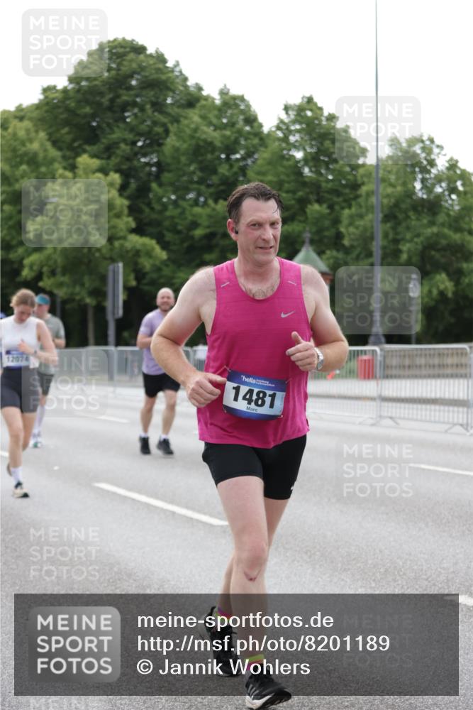 29.06.2025 - hella hamburg halbmarathon Jannik Wohlers http://msf.ph/oto/8201189 29.06.2025 10:25:25 Lombardsbrücke 1305, 1479, 1481, 3343, 3765, 4378, 4797, 5028, 5497, 6663, 8881, 10104, 10219, 11596, 11699, 11828, 11859, 12074, 12505, 12838, 12945, 12946, 13653, 14223, 14936, 16289, 16354, 16381, 16927, 17369 meine-sportfotos.de