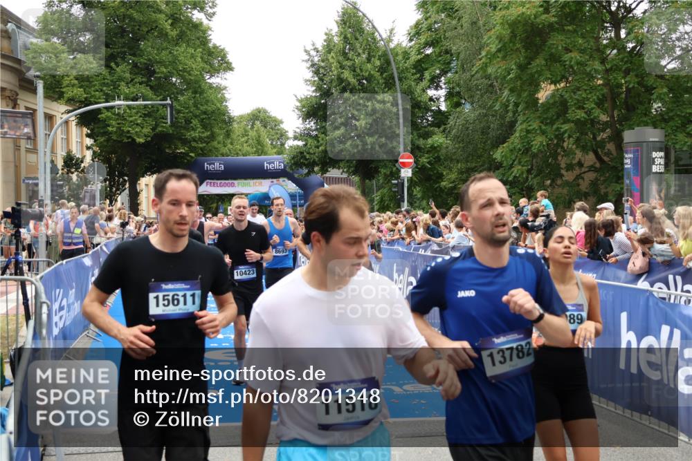 29.06.2025 - hella hamburg halbmarathon Zöllner http://msf.ph/oto/8201348 29.06.2025 10:47:30 Ziel 51, 1012, 1592, 2274, 2839, 2869, 2953, 3304, 5532, 5650, 8693, 8852, 9305, 10423, 11021, 11077, 11491, 12870, 15350, 15923, 16089, 16819, 17846, 17905, 18758, 18974 meine-sportfotos.de