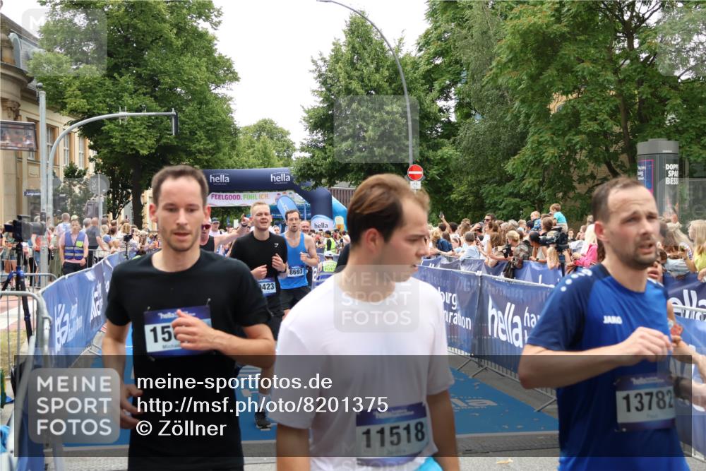 29.06.2025 - hella hamburg halbmarathon Zöllner http://msf.ph/oto/8201375 29.06.2025 10:47:31 Ziel 51, 1012, 1592, 2274, 2839, 2869, 2953, 3304, 5532, 5650, 8234, 8693, 8852, 9305, 10423, 11021, 11077, 11491, 12870, 13223, 13303, 15350, 15479, 15923, 16819, 17846, 17905, 18758, 18974 meine-sportfotos.de
